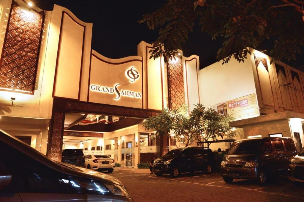 Grand Sahman Hotel Surakarta  Bagian luar foto