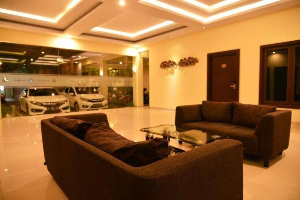 Grand Sahman Hotel Surakarta  Bagian luar foto